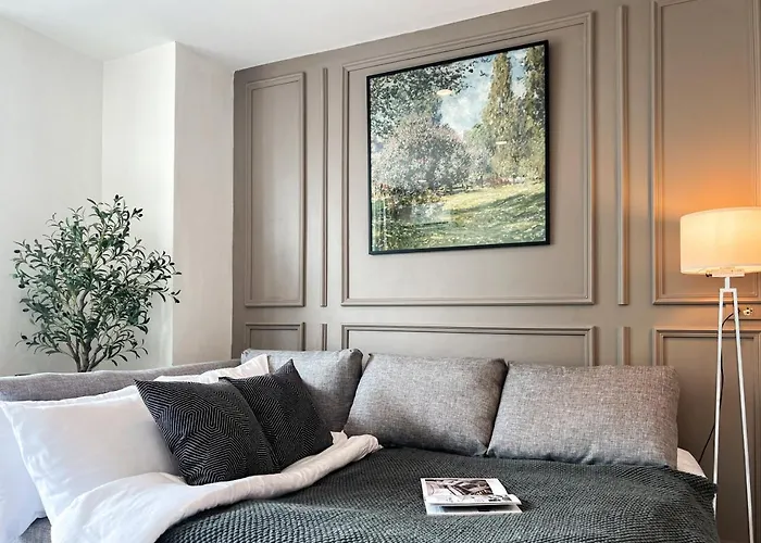 Spacious 69 Sqm - Fast Wifi - Bts Chong Nonsi *