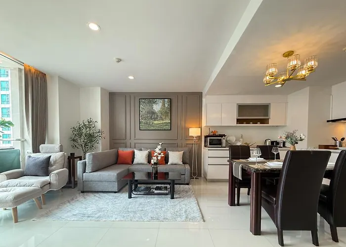 Spacious 69 Sqm - Fast Wifi - Bts Chong Nonsi *