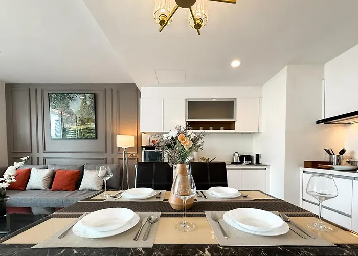 Appartement Spacious 69 Sqm - Fast Wifi - Bts Chong Nonsi Bangkok