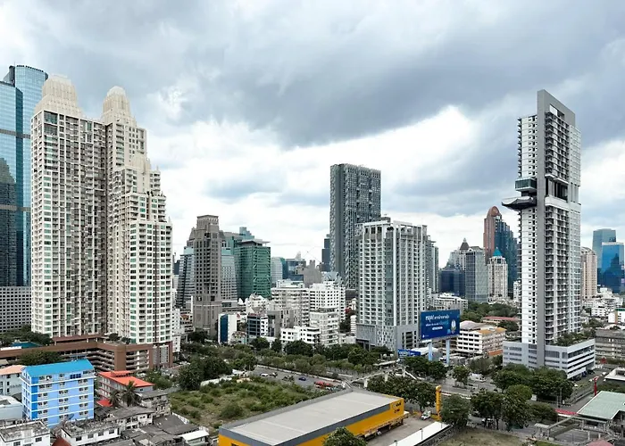 Spacious 69 Sqm - Fast Wifi - Bts Chong Nonsi Appartement *